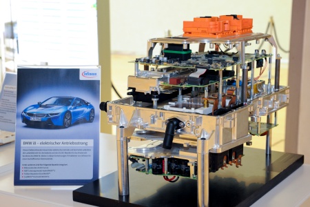 The picture shows the electronic module of the BMW i8. The module includes 75 components from Infineon, among them microcontrollers and IGBT power modules.