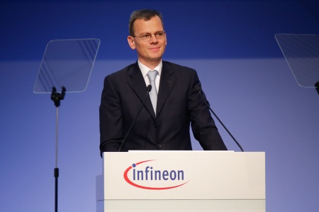Dominik Asam, CFO Infineon Technologies AG, during his speech at the Annual General Meeting 2017.