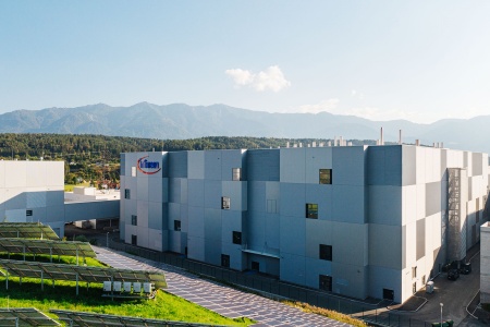 The new high-tech chip factory for power electronics on 300-millimeter thin wafers at the Villach site