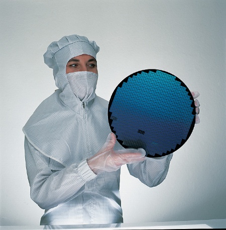 Infineon Technologies was the first chip manufacturer to use 300mm (12-inch) silicon wafers for volume production of DRAM. Compared to earlier 200mm (8-inch) technology, each wafer contains approximately 2.5 times more chips, resulting in productivity improvements of more than 30 percent.