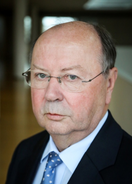 Dr. Eckart Sünner
