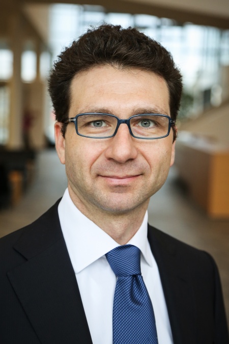 Maurizio Skerlj, Senior Director, Industrie- und Multimarket-Mikrocontroller, Infineon Technologies AG 